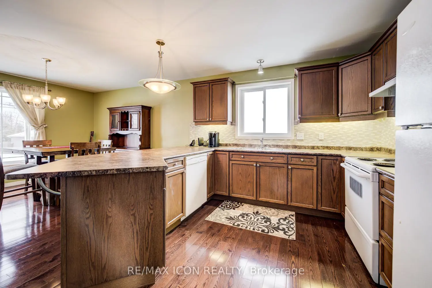 Additional image 6 of 460 King Street