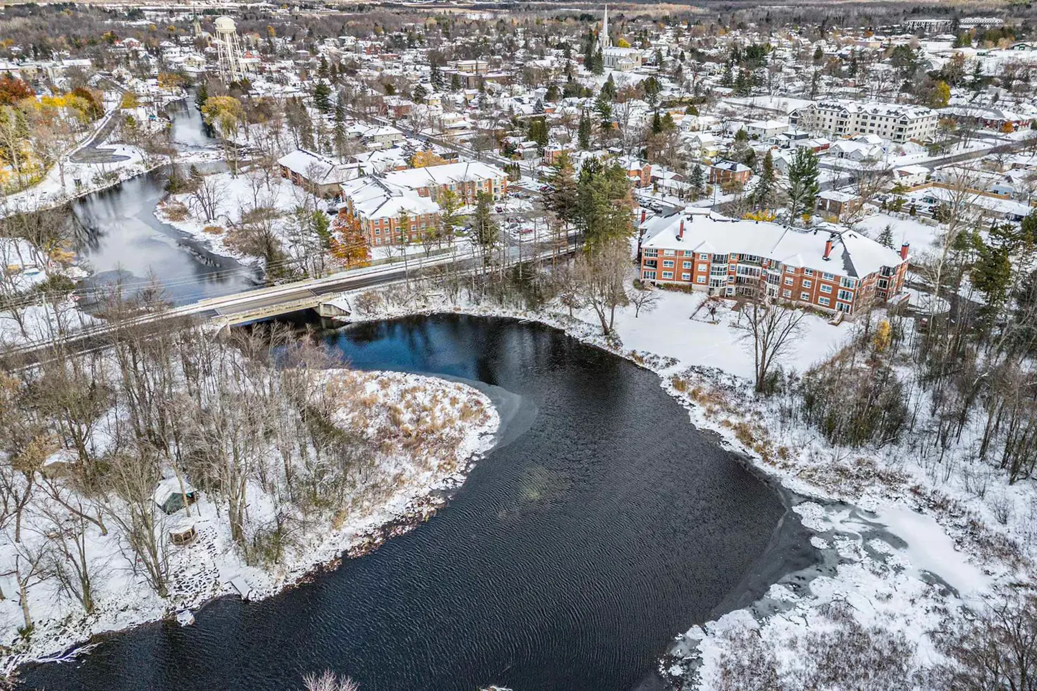 Additional image 19 of 23 Rogers Road 107