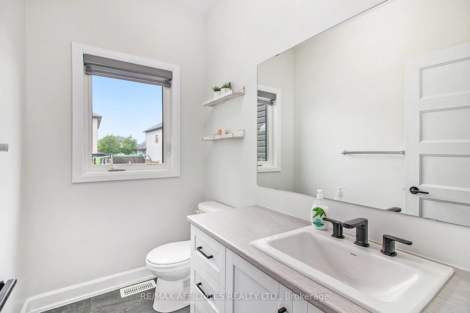 Additional image 9 of 129 Lyon Street