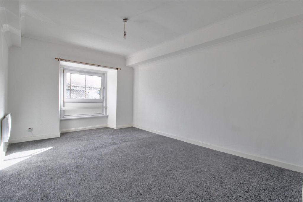 Additional image 4 of 1 bed flat to rentOffice Street, Porth CF39