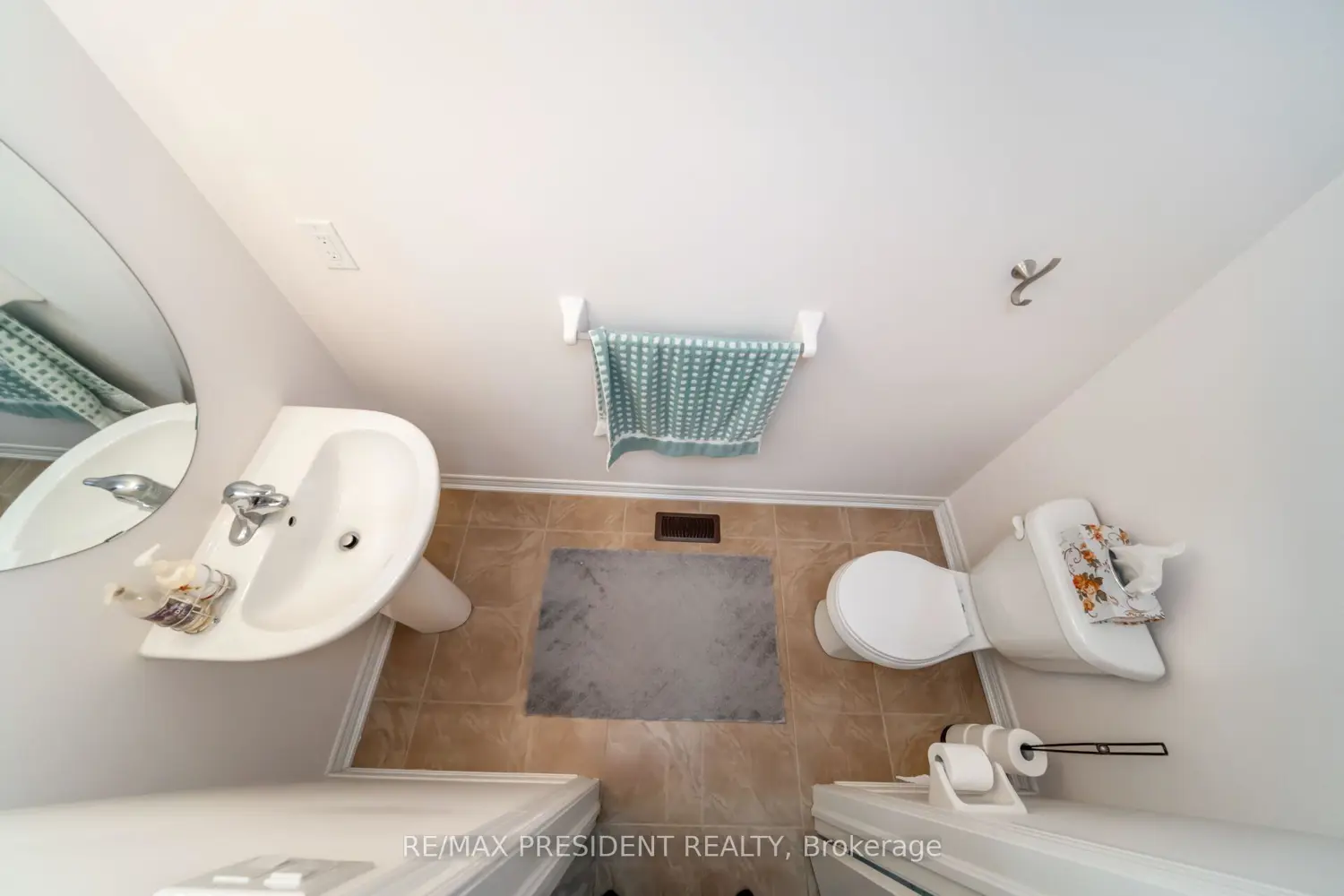 Additional image 10 of 13 Clunburry Road