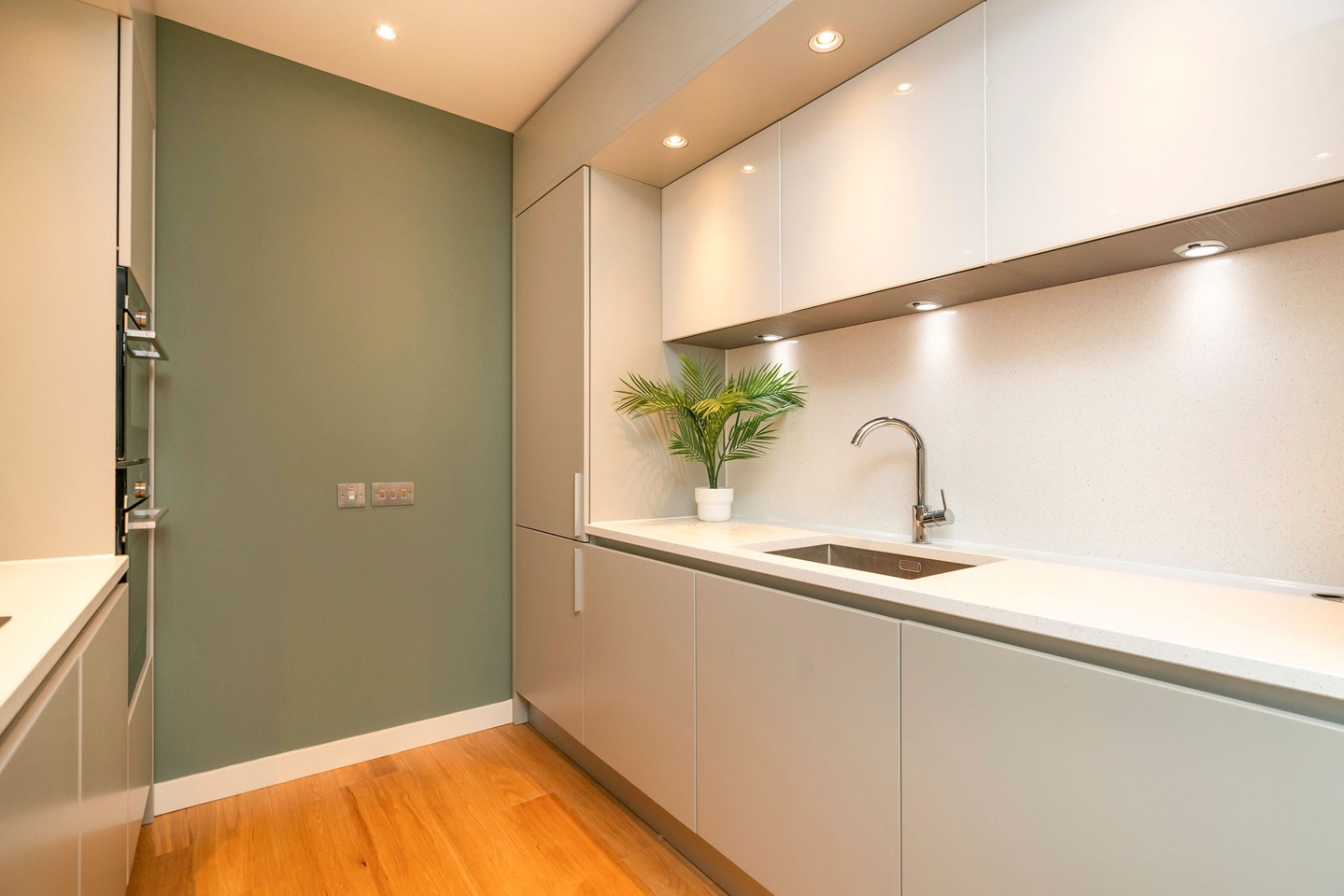 Additional image 9 of 1 Bed Flat, Simpson Loan, EH3, N1 7GU