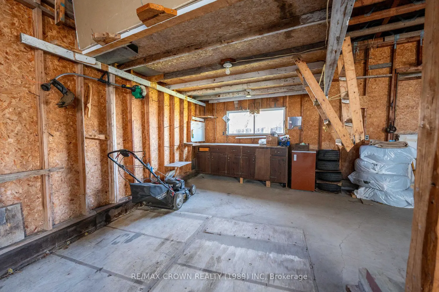 Additional image 18 of 34 Maple Drive