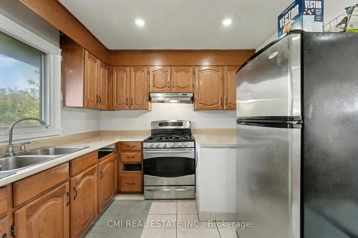 Additional image 3 of 2610 Islington Avenue