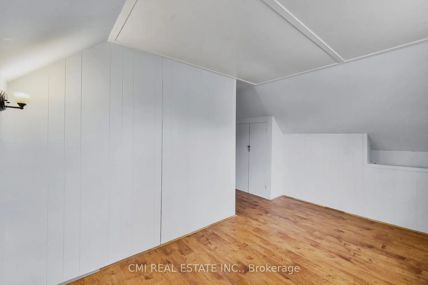 Additional image 14 of 436 Old Mill Road