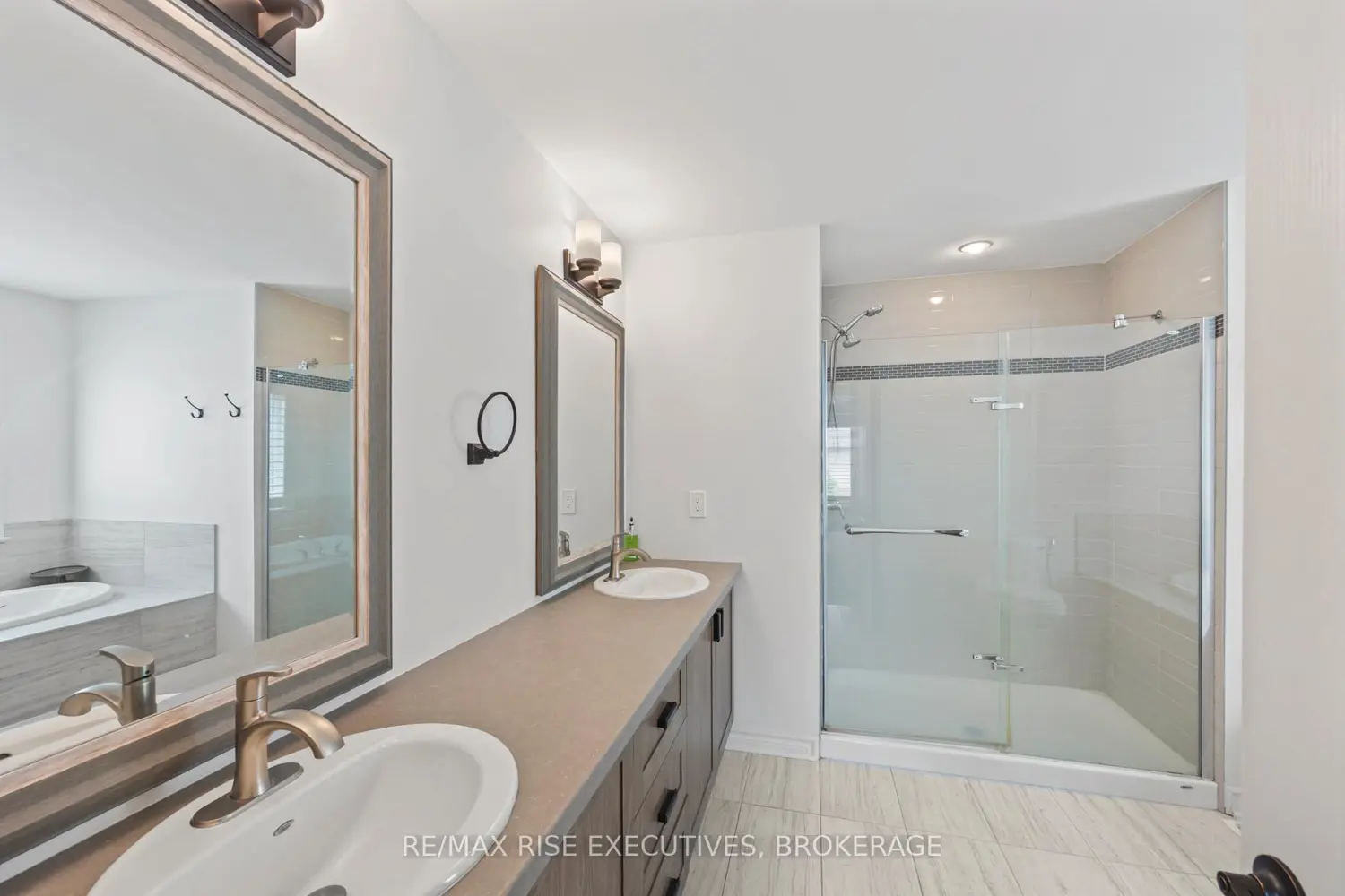 Additional image 13 of 648 Halloway Drive