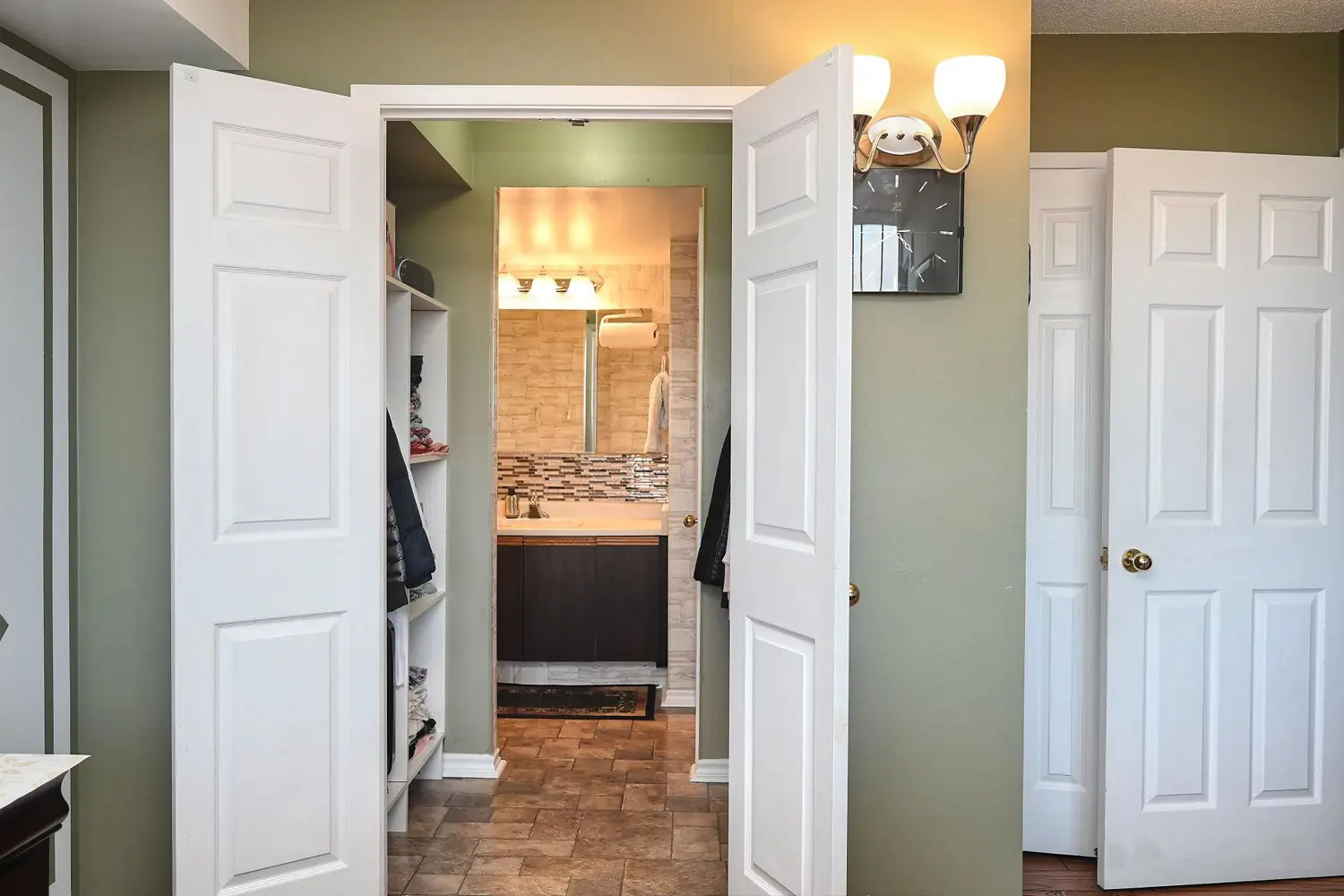 Additional image 12 of 320 Mill Street 512