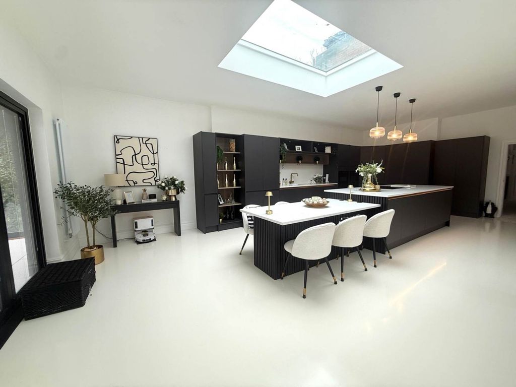 Additional image 7 of 4 bed detached house to rentWestcliffe, Southport PR8