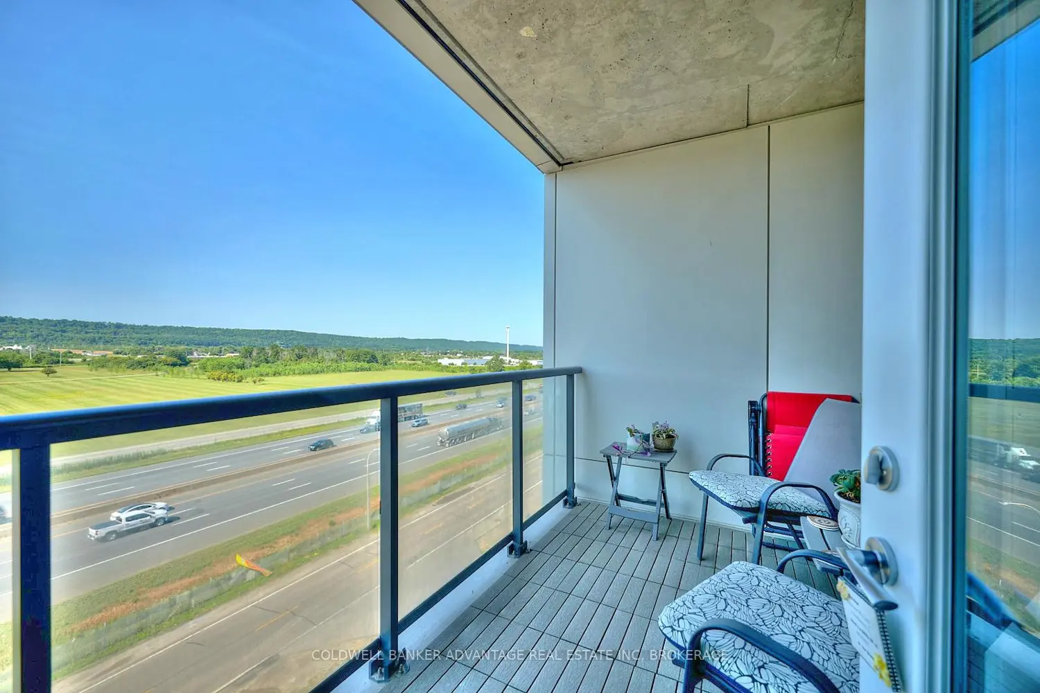 Additional image 13 of 550 North Service Road 610