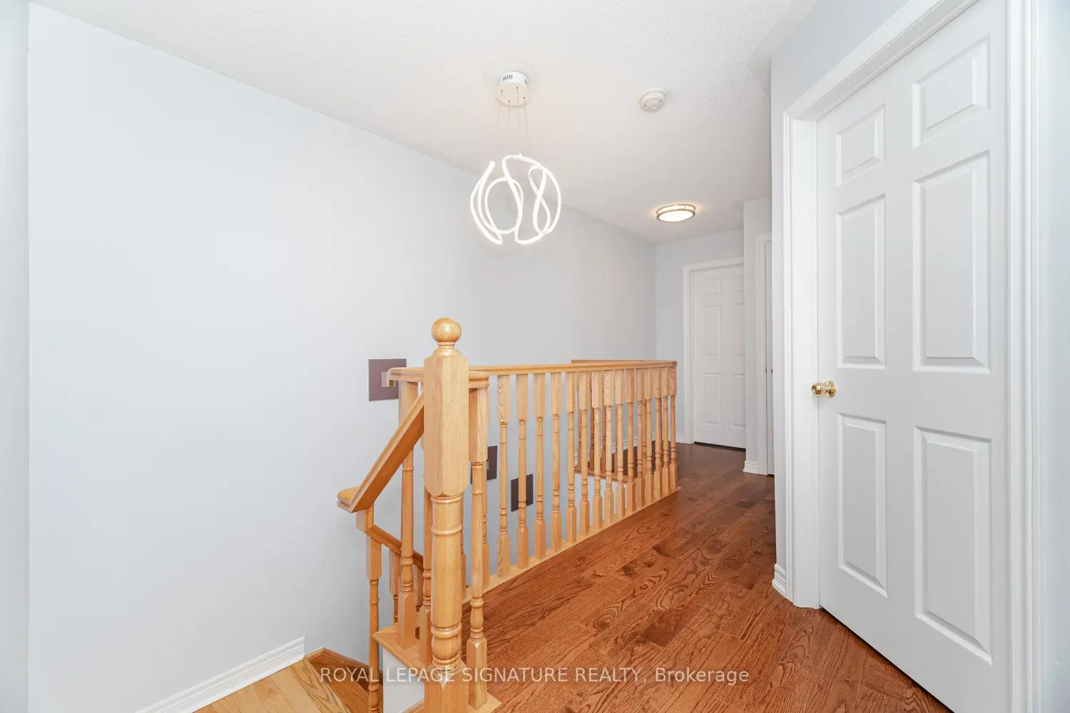 Additional image 10 of 443 Comiskey Crescent