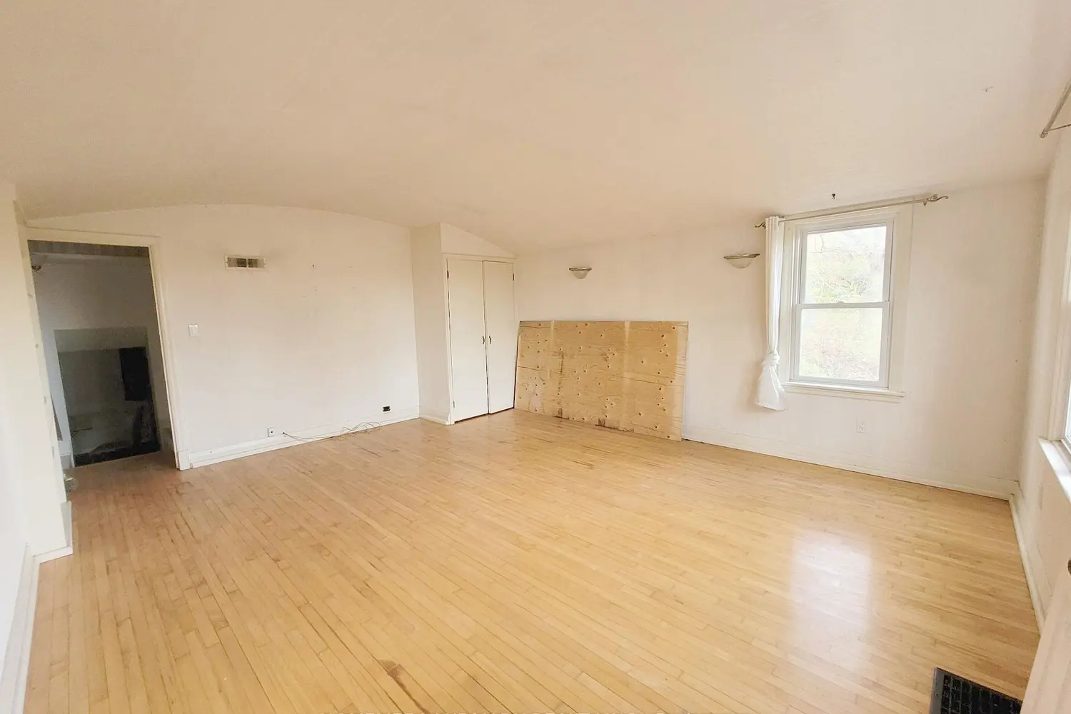 Additional image 5 of 4209 Bath Road