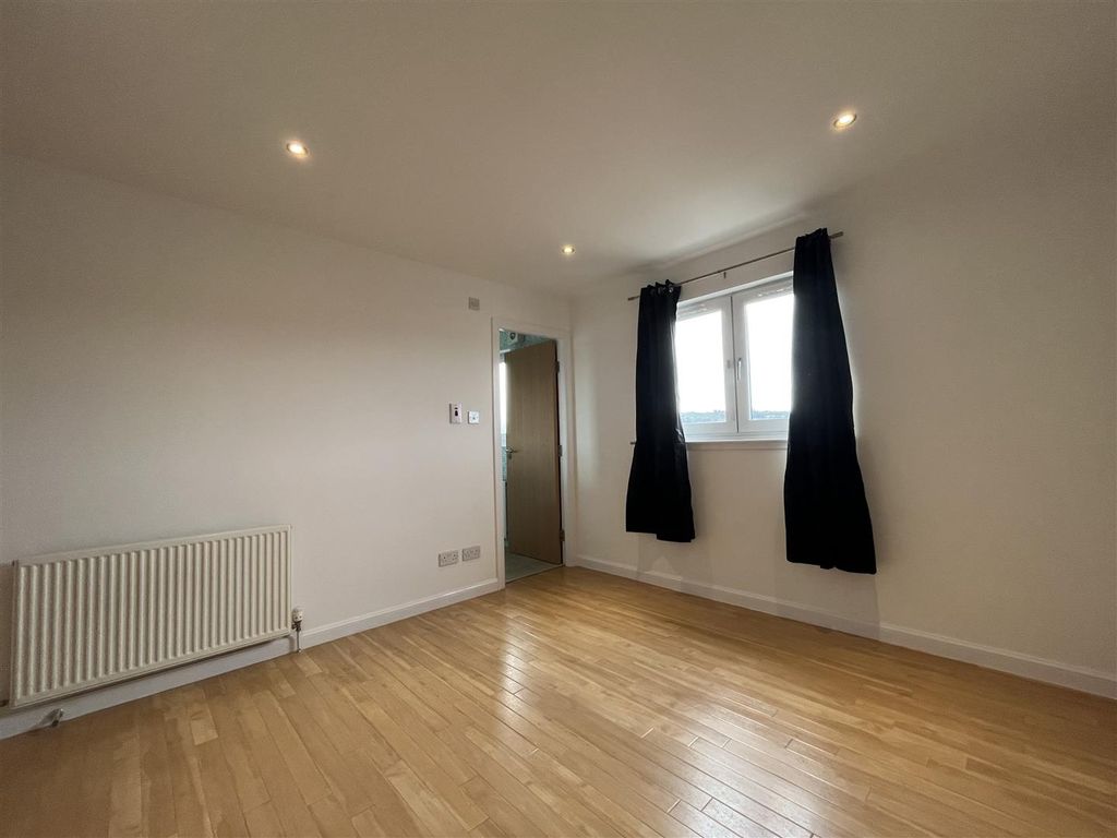 Additional image 17 of 3 bed flat to rentMonart Road, Perth PH1