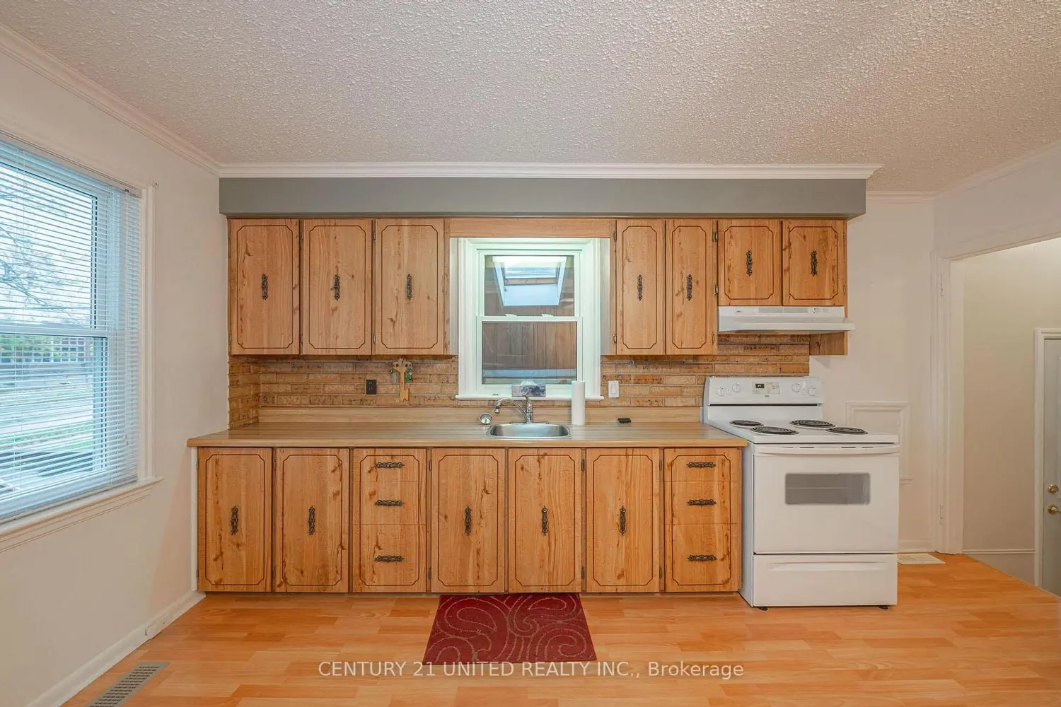 Additional image 5 of 835 Barnardo Avenue