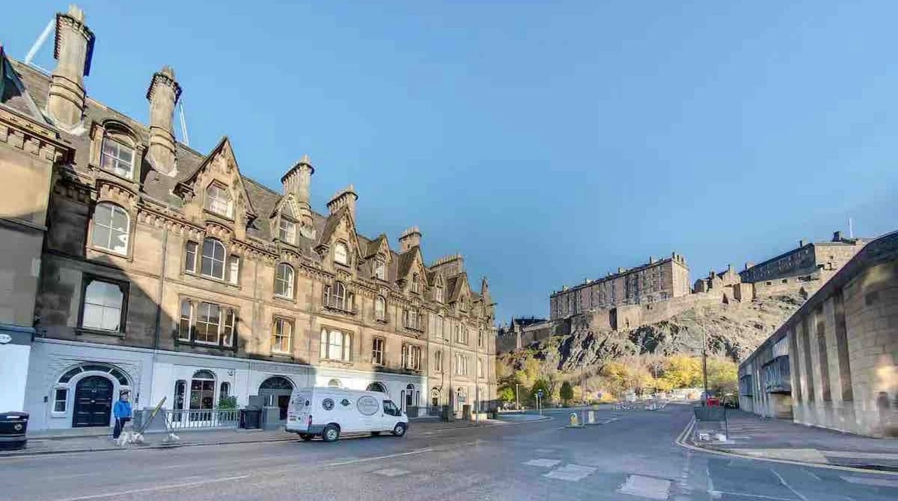 Additional image 3 of 2 Bed Flat, Ladylawson Street, EH3, N1 7GU