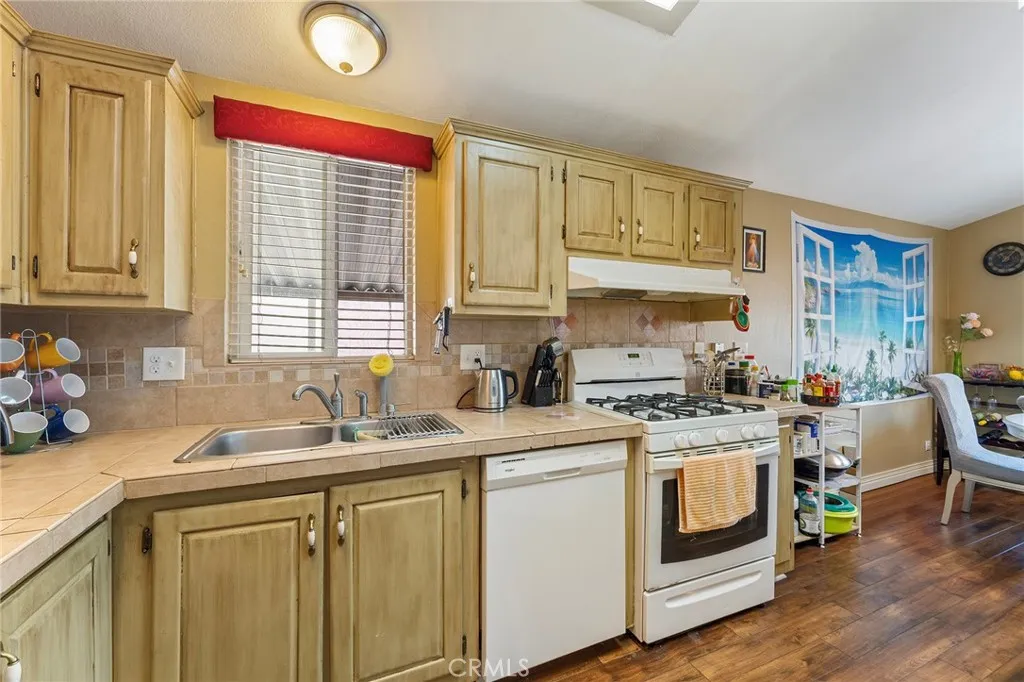 Additional image 15 of 3701 Fillmore Street Unit 32, Riverside, CA 92505