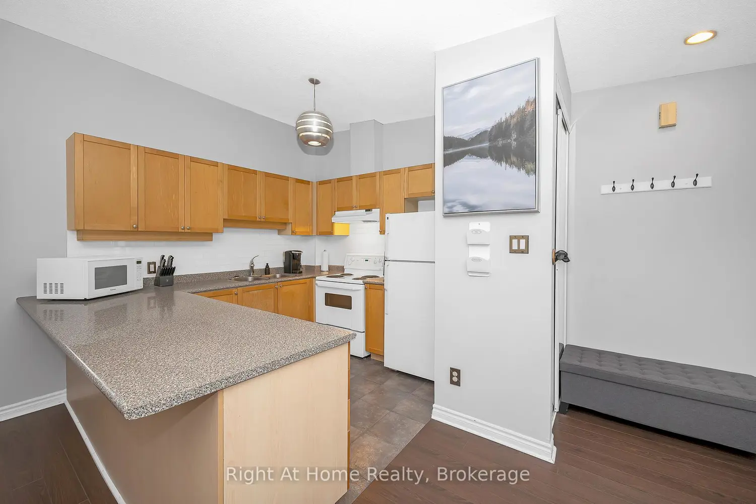 Additional image 8 of 1701 Lampman Avenue 706