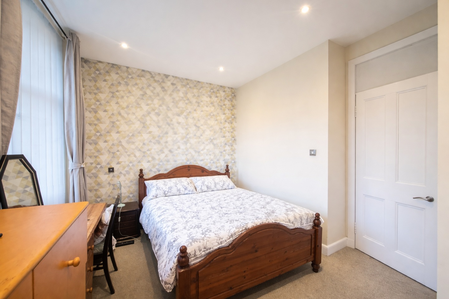 Additional image 5 of 1 Bed Flat, Roseburn Street, EH12, N1 7GU