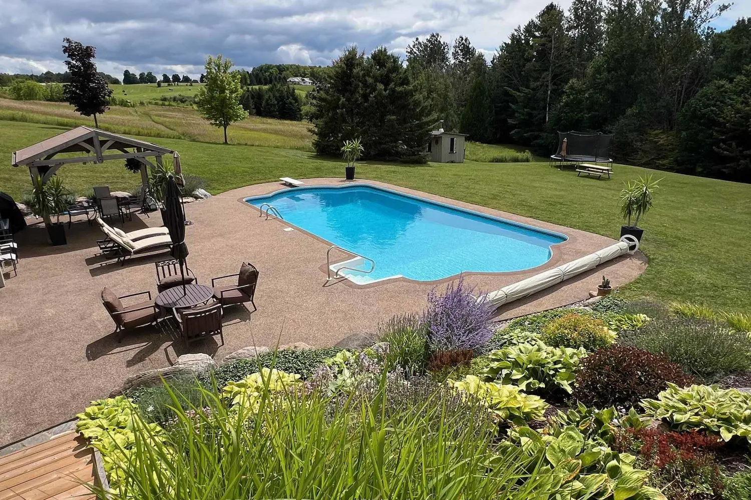 Additional image 4 of 2332 Centre Line