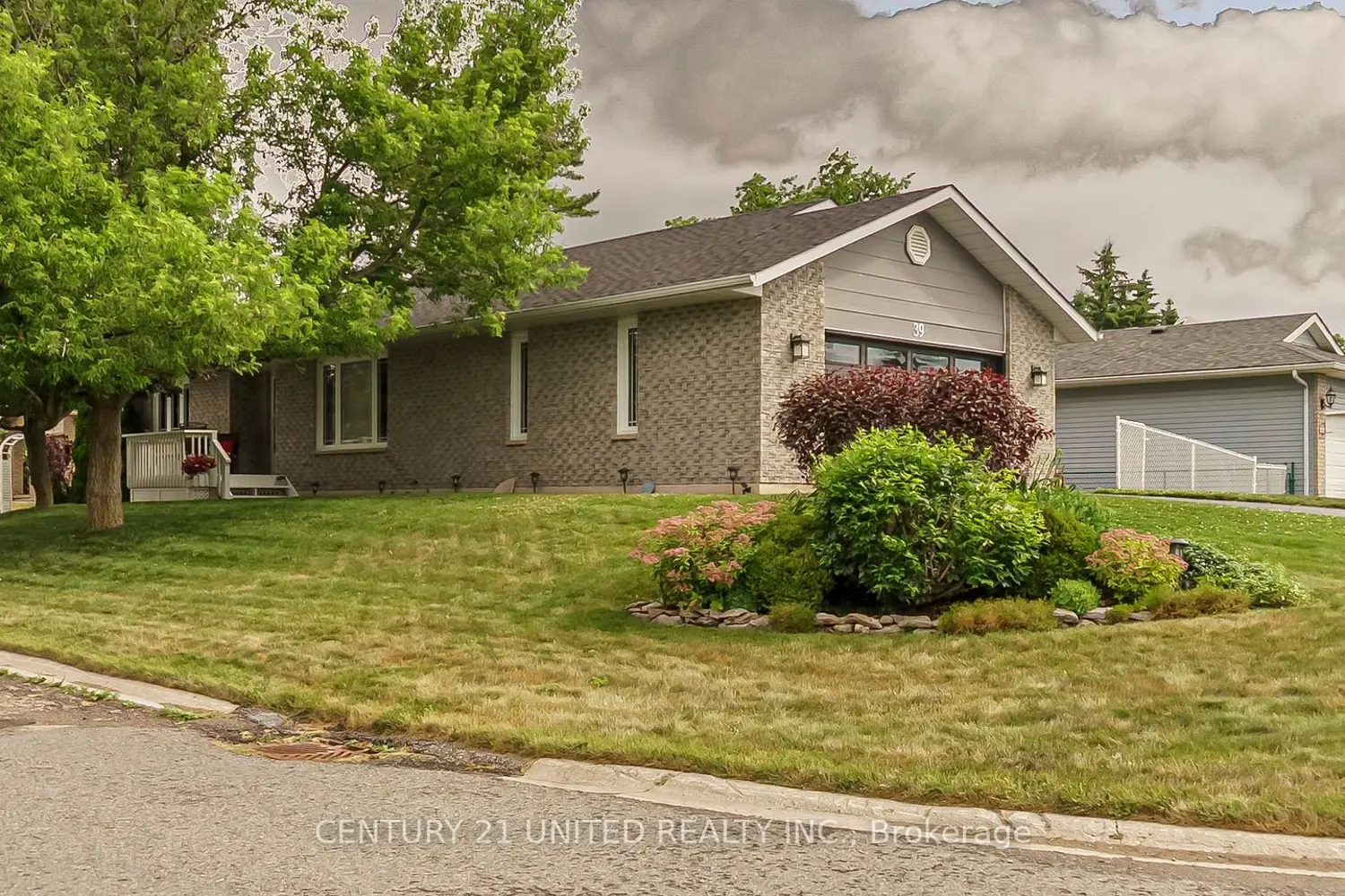 Additional image 18 of 39 Cedartree Lane