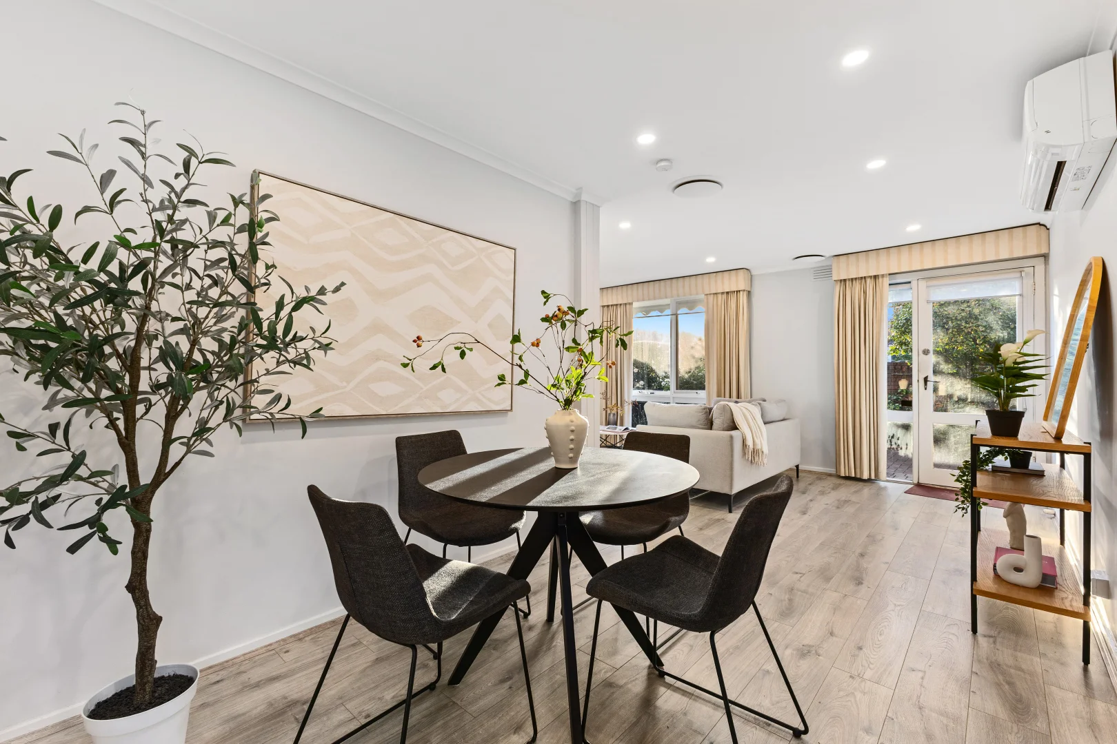 Additional image 5 of 1/18 Woodlands Avenue, Kew East VIC 3102