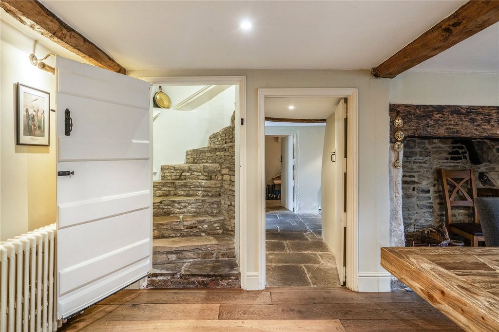 Additional image 18 of 5 bed detached house to rentNettleton, Chippenham, Wiltshire SN14