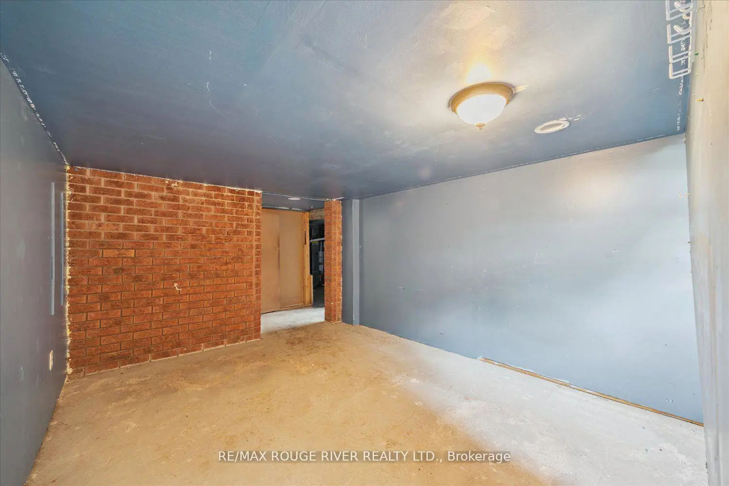 Additional image 15 of 2037 Nash Road