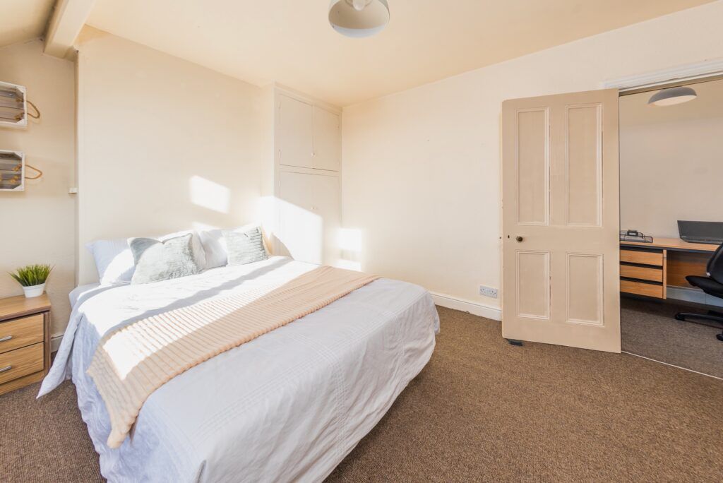 Additional image 21 of 6 bed terraced house to rentFosse Road South, Leicester LE3