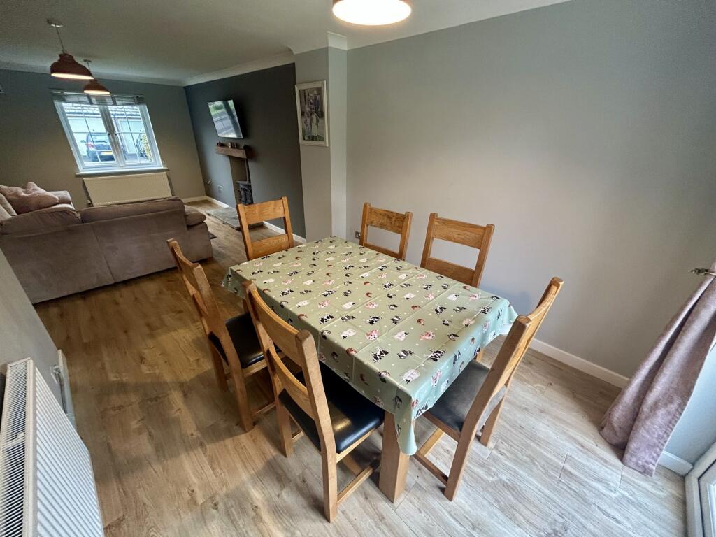 Additional image 9 of Hollis Way, Halstock, BA22