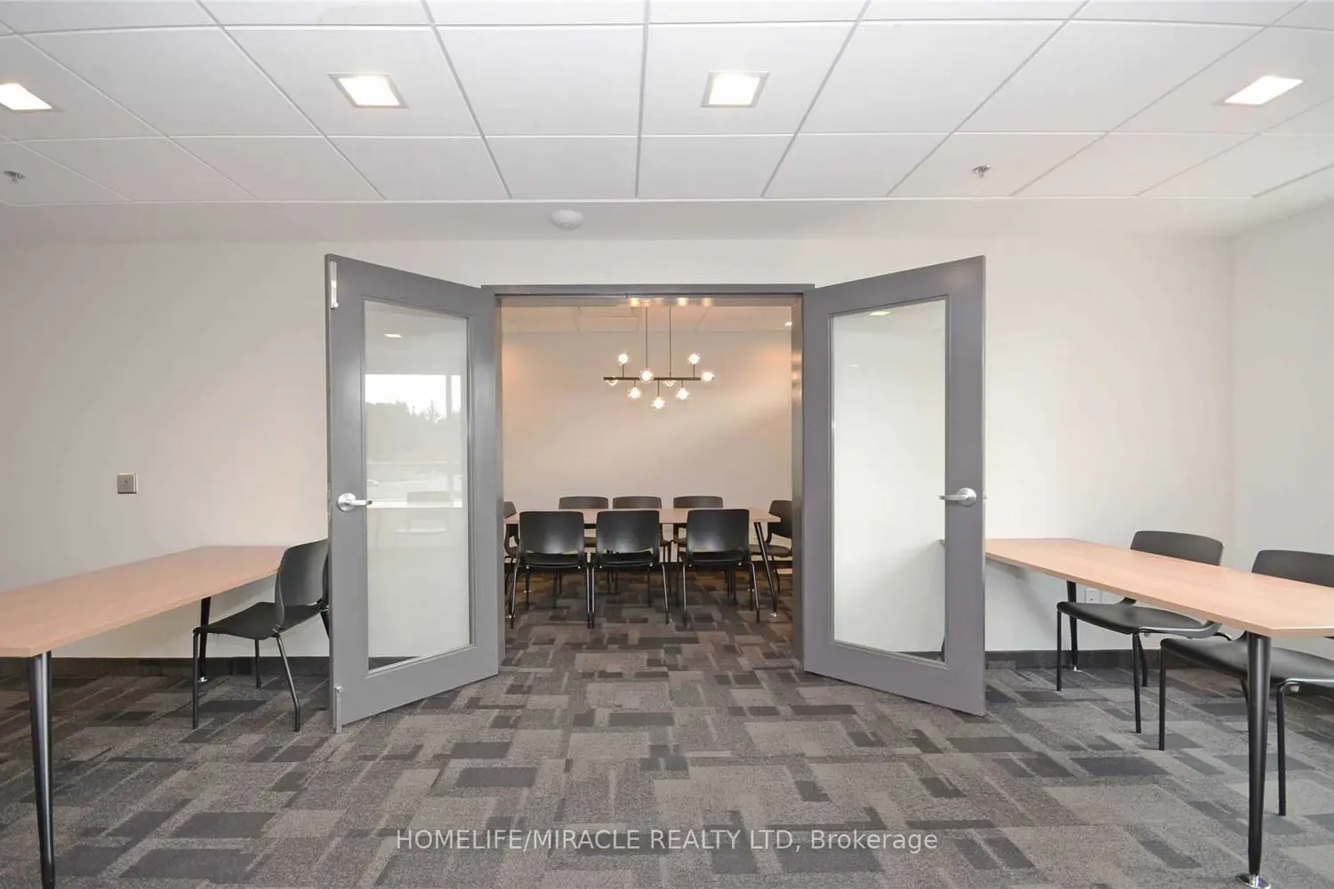 Additional image 11 of 243 Northfield Drive 211