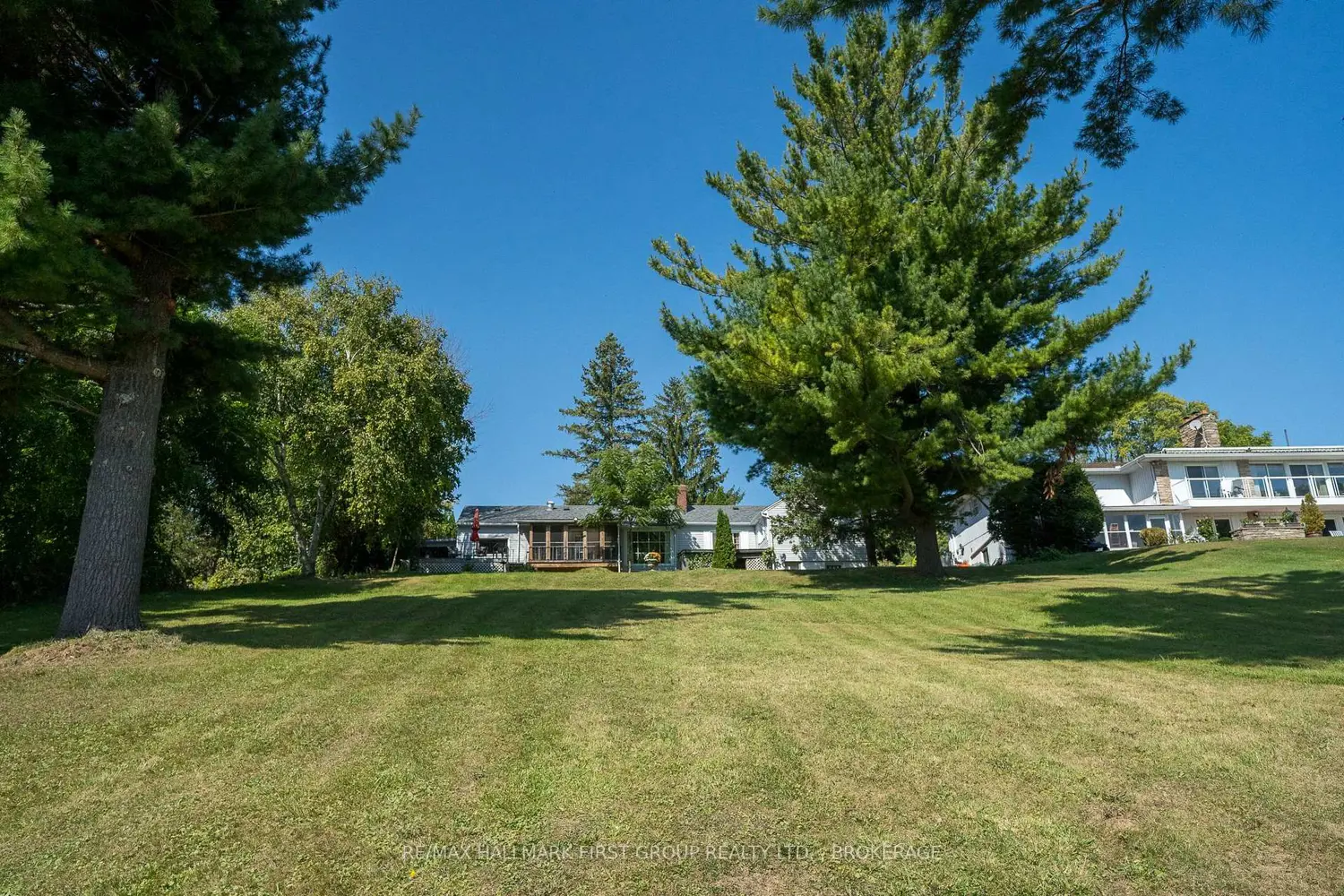 Additional image 18 of 366 Dundas Street