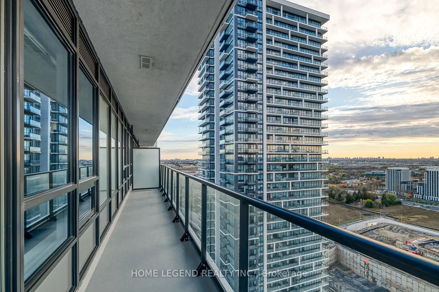 Additional image 14 of 18 Water Walk Drive 3108