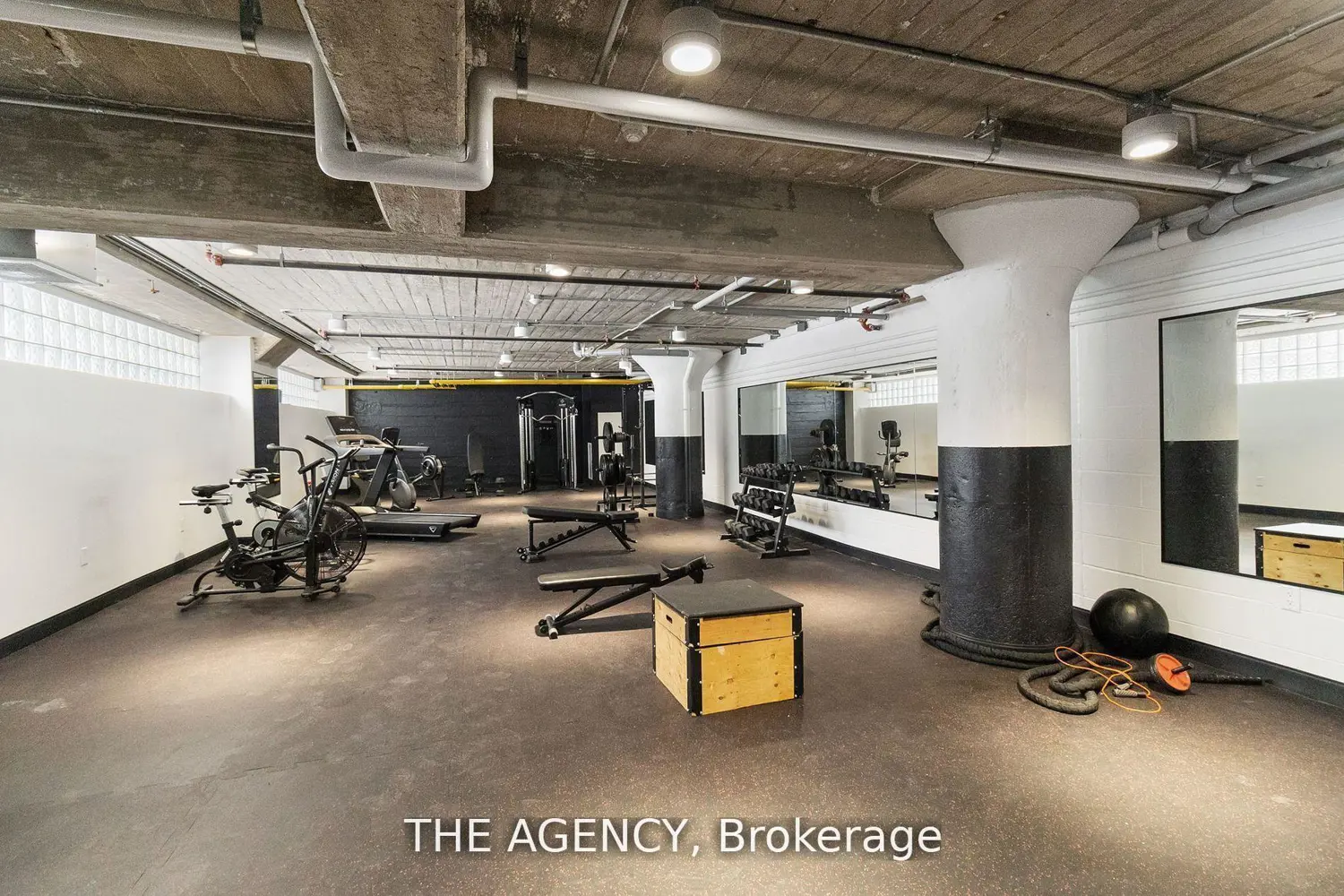 Additional image 15 of 120 Huron Street 221