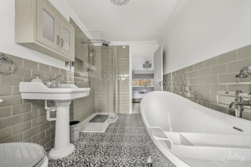 Additional image 12 of 5 bed detached house to rentHenfaes Road, Neath SA11