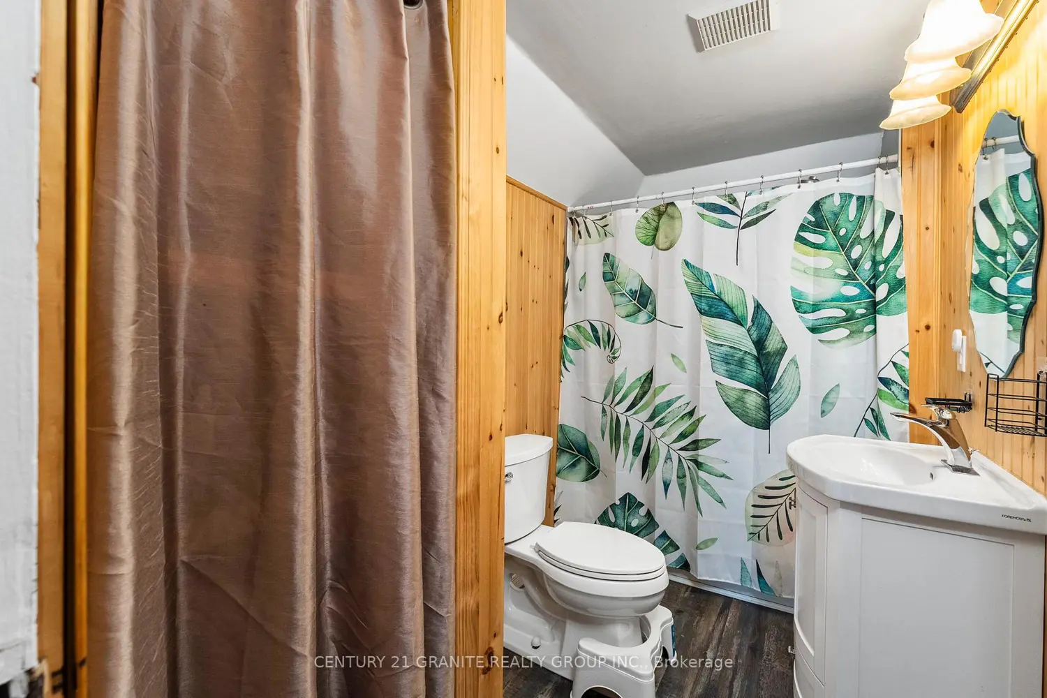 Additional image 9 of 993 Detlor Road