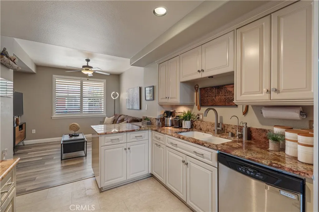 Additional image 64 of 5142 Warner Ave Unit 209, Huntington Beach, CA 92649