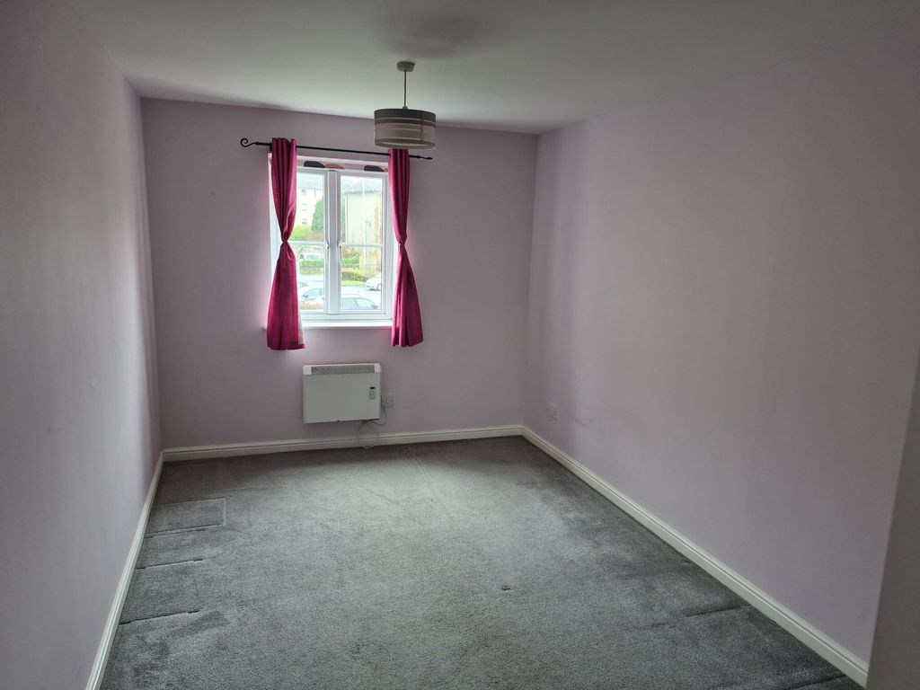 Additional image 3 of 2 bed flat to rentWest Street, Paisley PA1