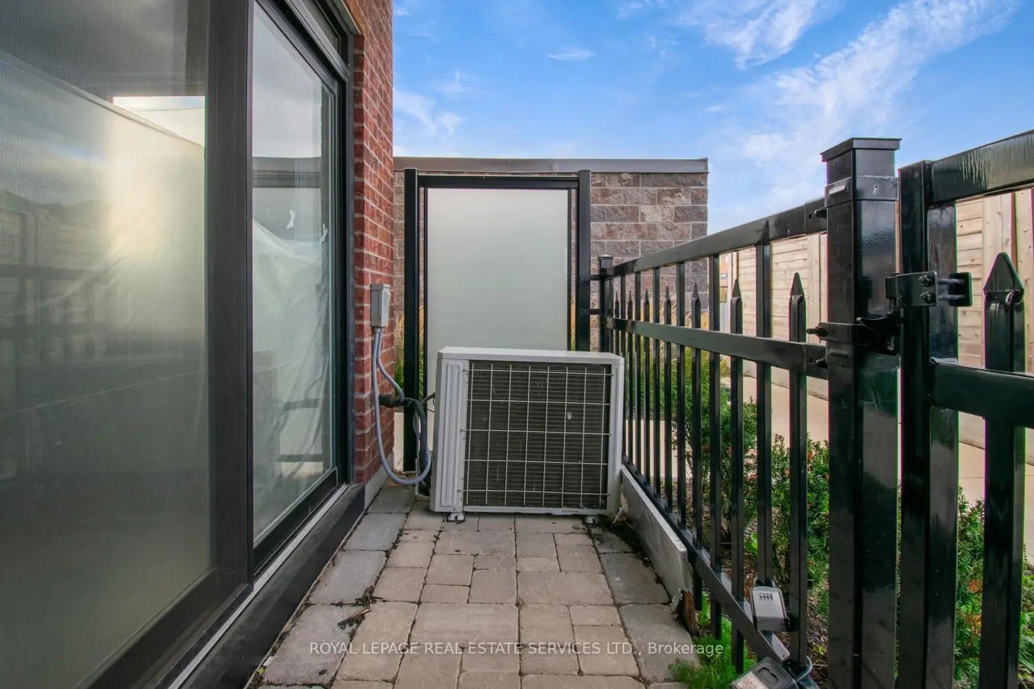 Additional image 17 of 62 Sky Harbour Drive 113