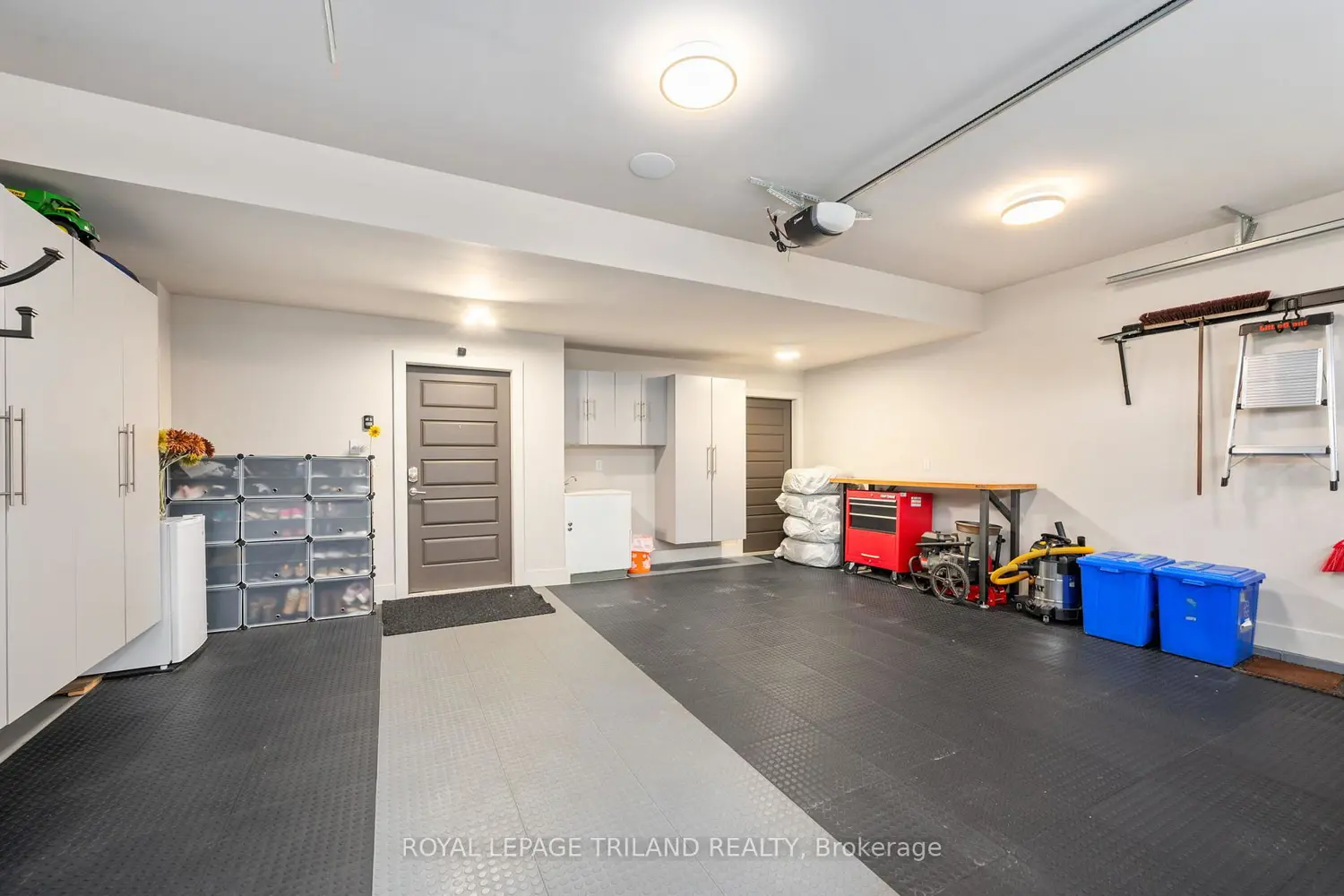 Additional image 18 of 355 Edith Cavell Boulevard 15