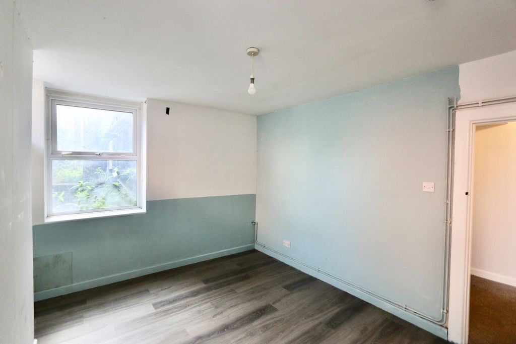 Additional image 11 of 1 bed flat to rentChepstow Road, Newport NP19