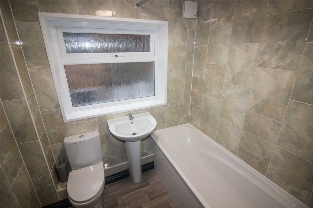 Additional image 4 of 3 bed flat to rentRosalind Avenue, Bedlington NE22