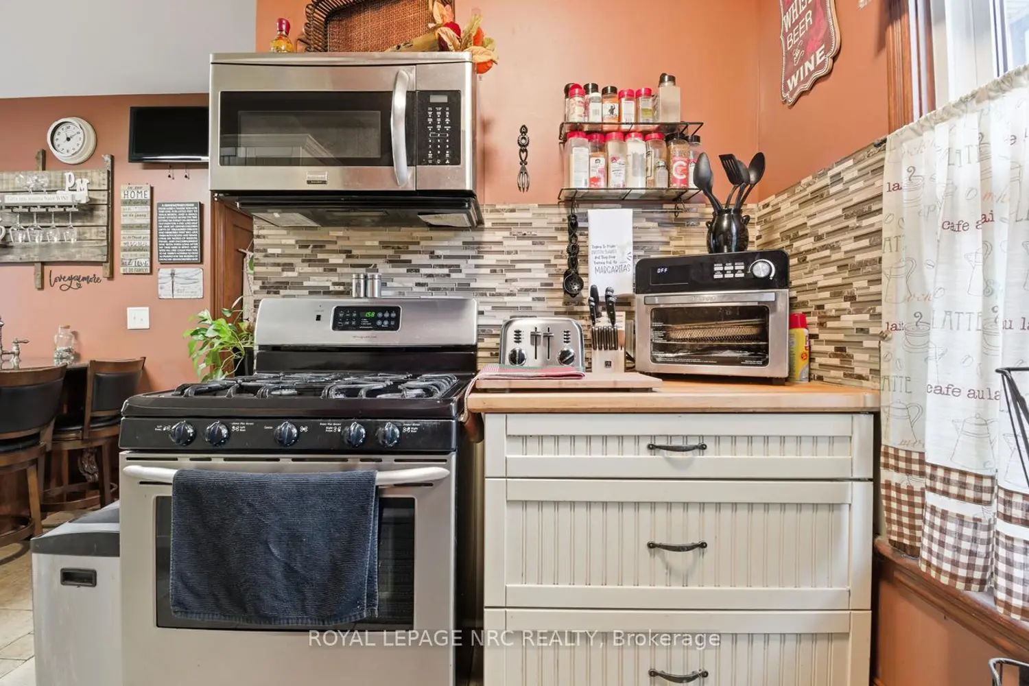 Additional image 3 of 5981 Culp Street