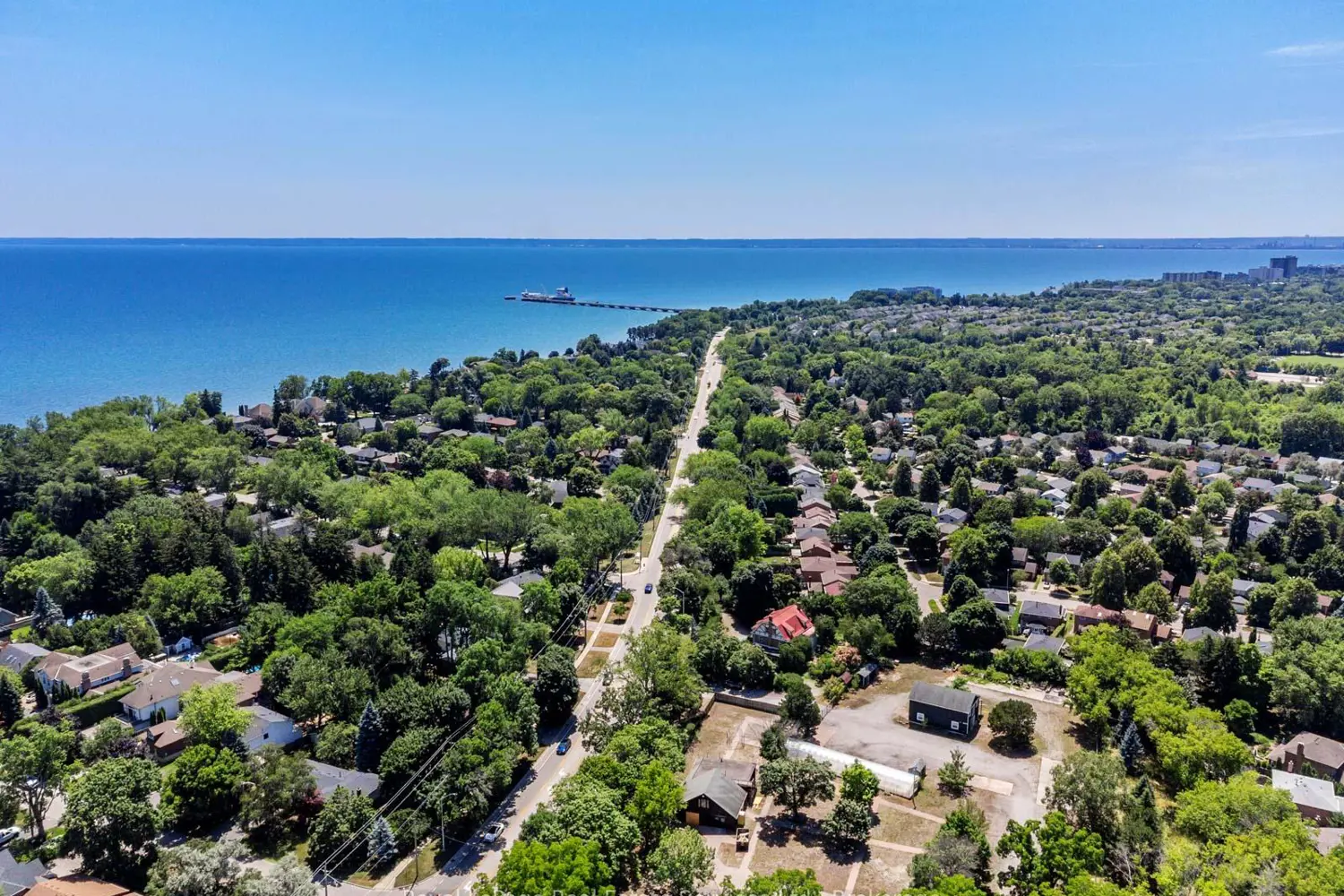 Additional image 19 of 3175 Lakeshore Road