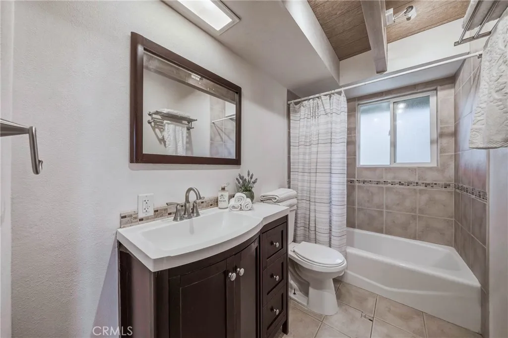 Additional image 121 of 19383 Stonegate Road, Hidden Valley Lake, CA 95467