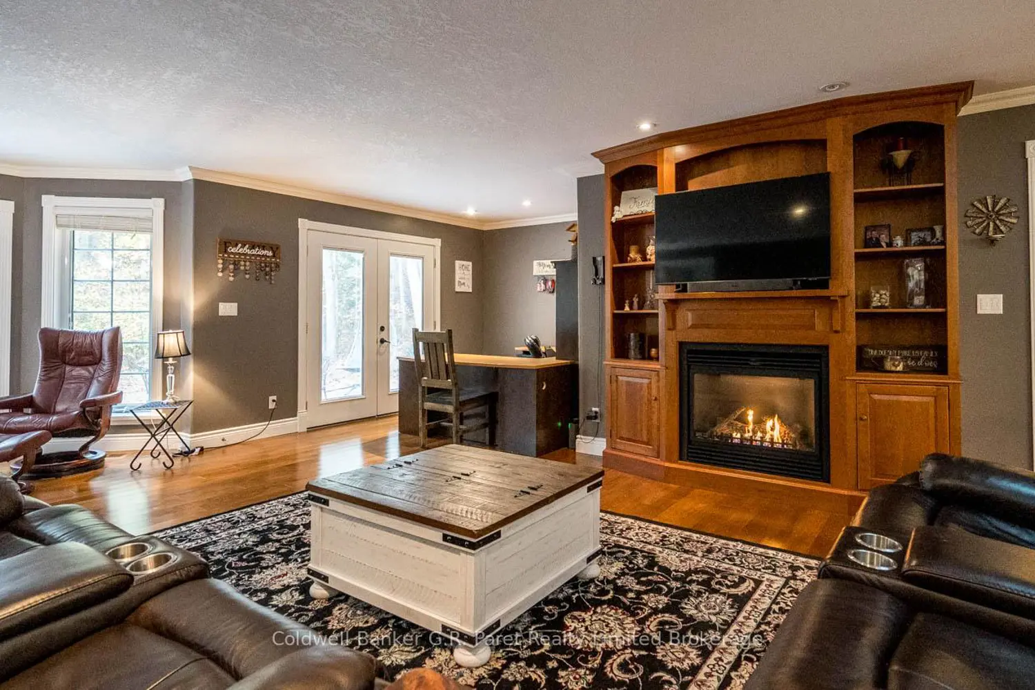 Additional image 6 of 9862 Lakeshore Drive