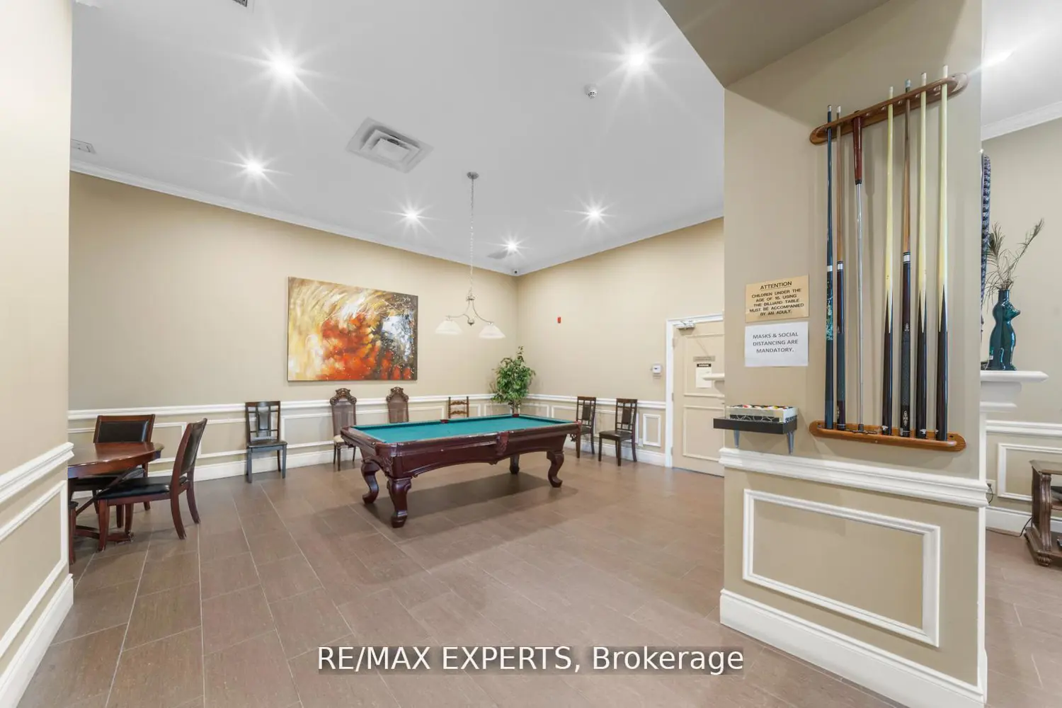 Additional image 16 of 10211 Keele Street 105