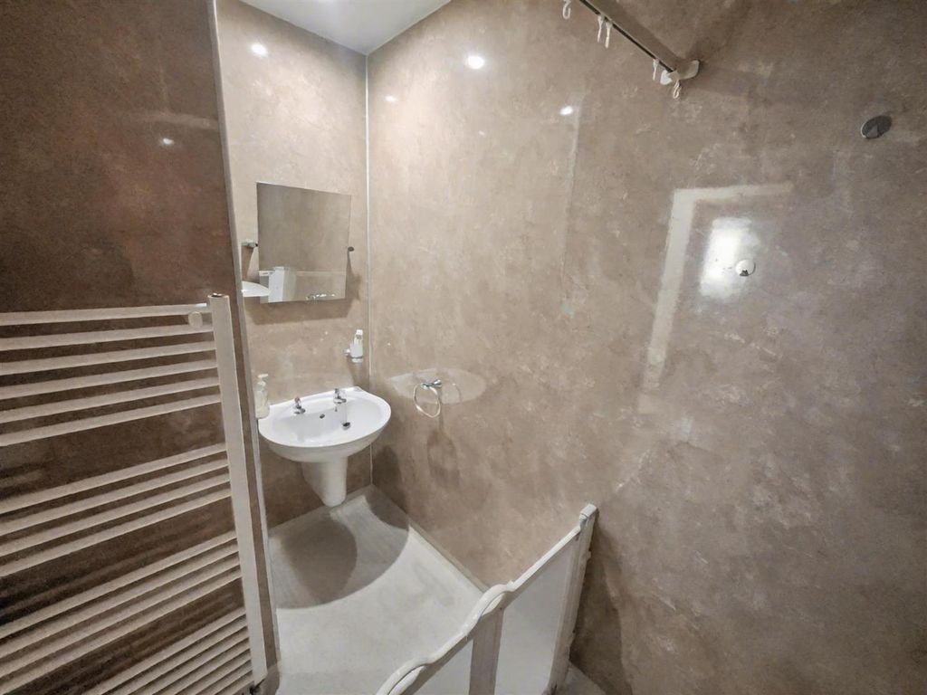 Additional image 3 of 2 bed detached bungalow to rentPerth Road, Crieff PH7