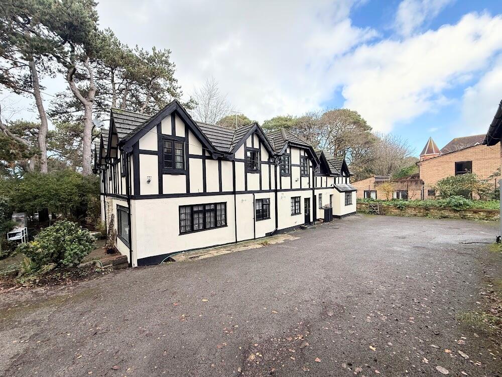 Knyveton Road, Bournemouth, BH1