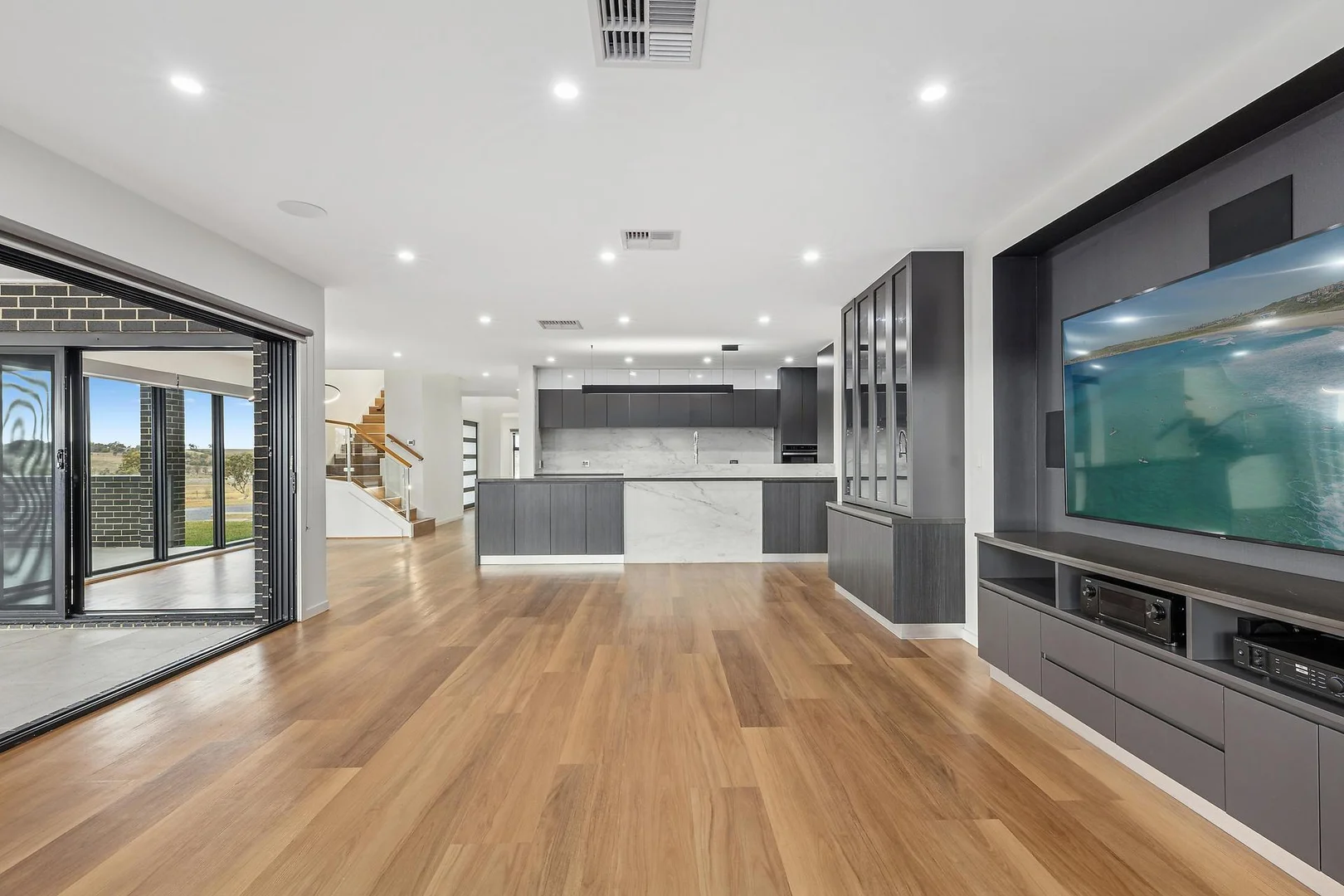 Additional image 5 of 71 Birril Close, Springrange NSW 2618