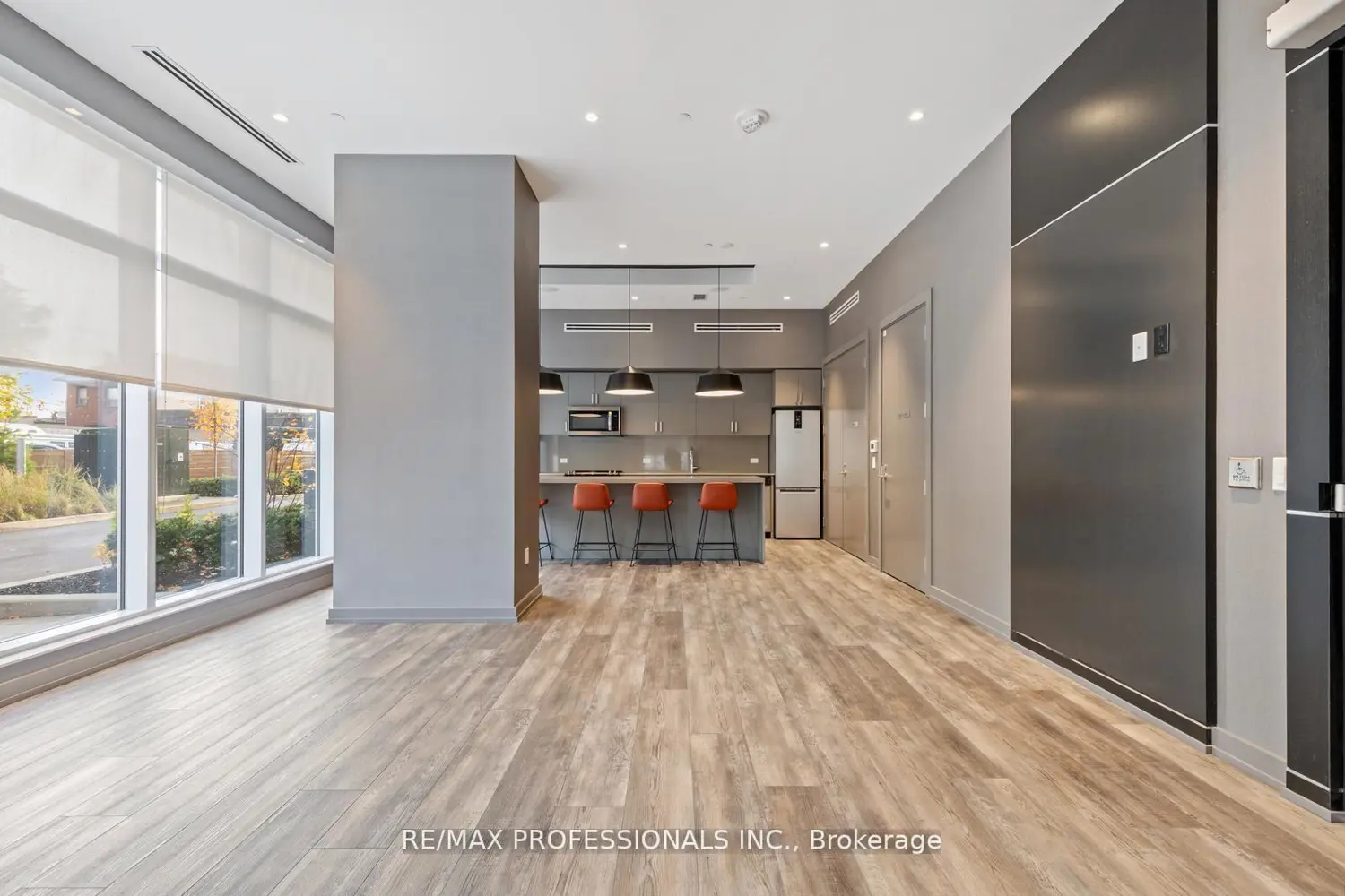 Additional image 16 of 10 Wilby Crescent 1603