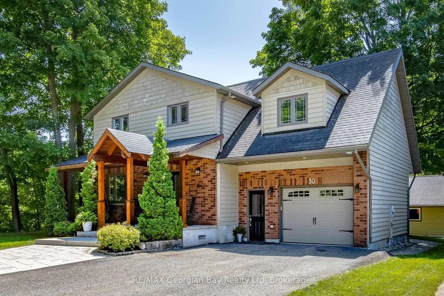 Additional image 16 of 30 Brule Street